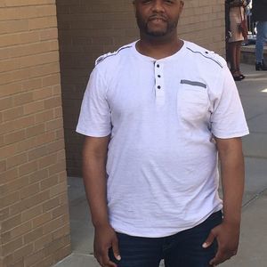 Meet your Posher, Deshawn